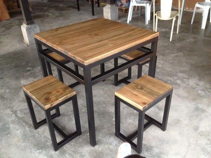 Juego de Comedor Rústico con Toque Industrial