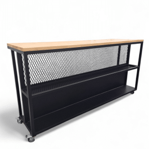 Barra de cocina isla con estructura metálica negra y superficie de madera. Ideal para preparar alimentos o como espacio adicional de trabajo y almacenamiento en tu cocina.