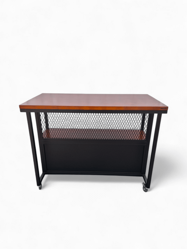 Desayunador de cocina con encimera de madera y estructura metálica negra. Ideal para comidas rápidas o preparación de desayunos, con diseño moderno y funcionalidad de movimiento.