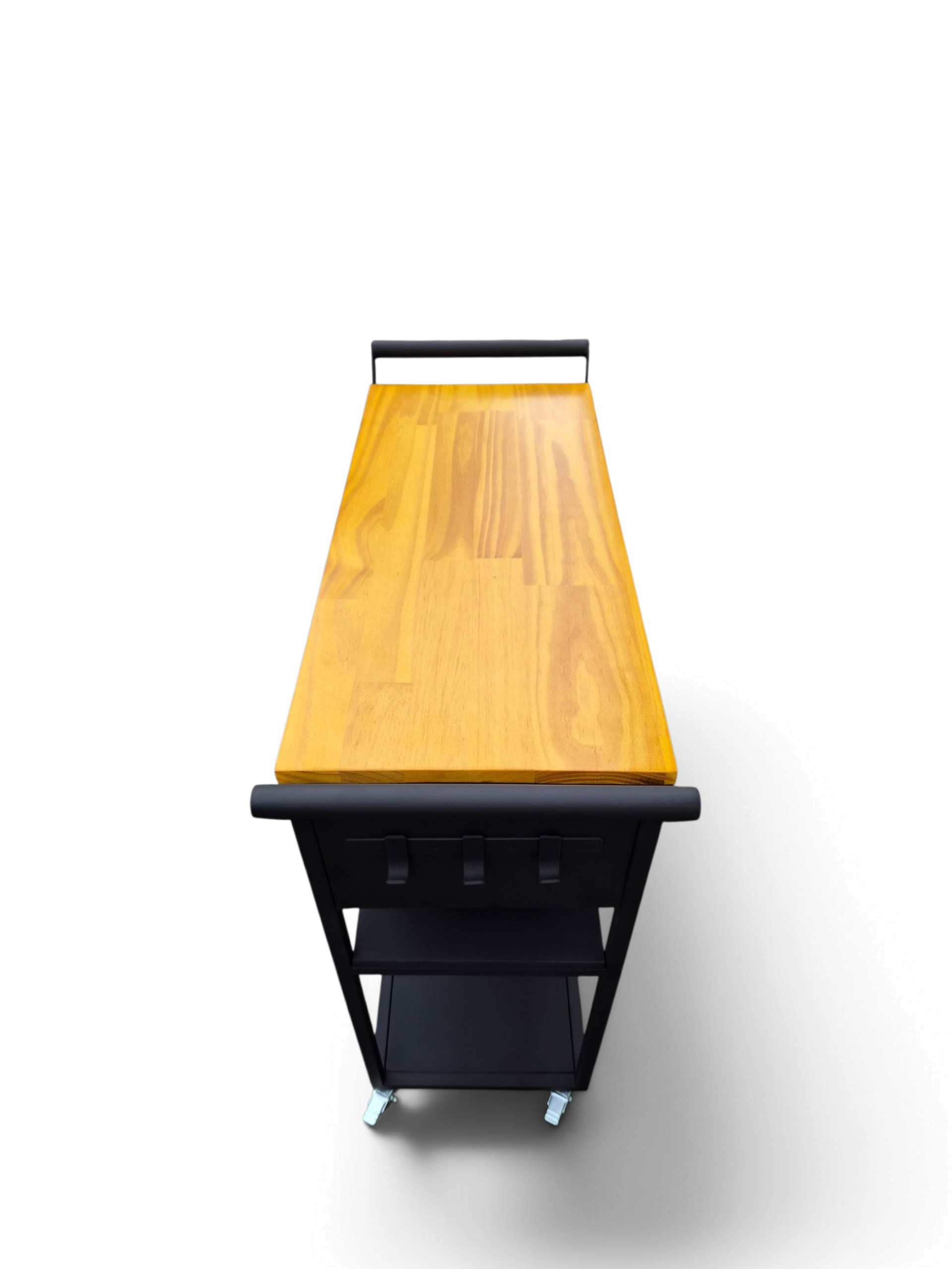 Mesa auxiliar de cocina en madera tono natural y estructura negro satinado, equipada con ruedas, cajón y estantes, ideal para organizar y ampliar el espacio de trabajo