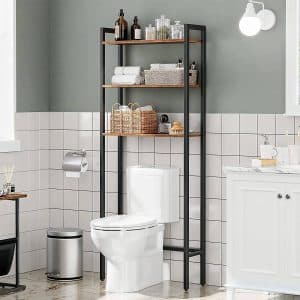 Estantería de baño estilo moderno con estructura metálica negra y tres baldas de madera, ideal para almacenamiento sobre el inodoro.